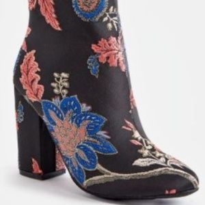 Embroidered multicolored black silk booties
